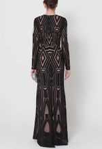 vestido-carey-longo-de-manga-comprida-com-brocado-geometrico-bcbg-maxazria-preto