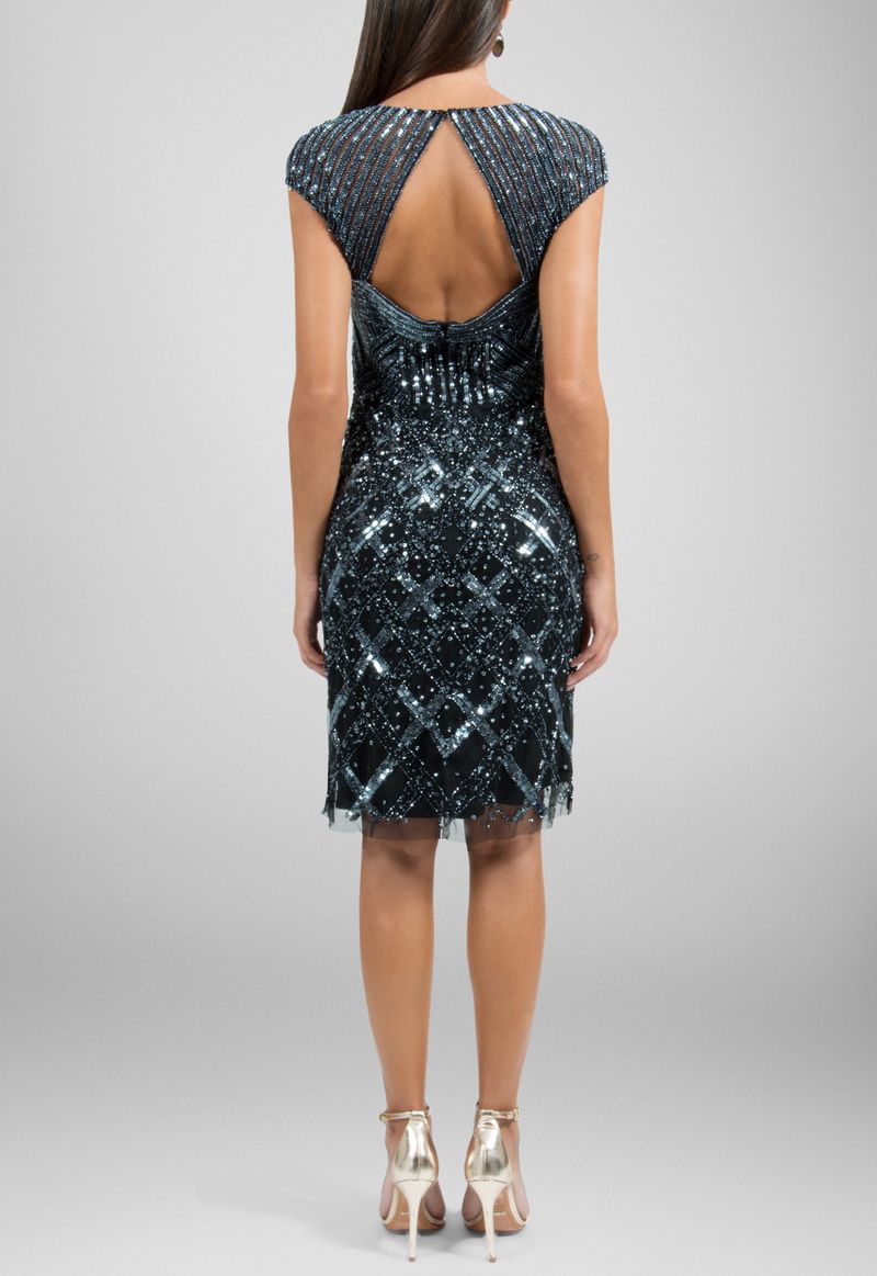 vestido-josi-curto-bordado-com-abertura-costas-adrianna-papell