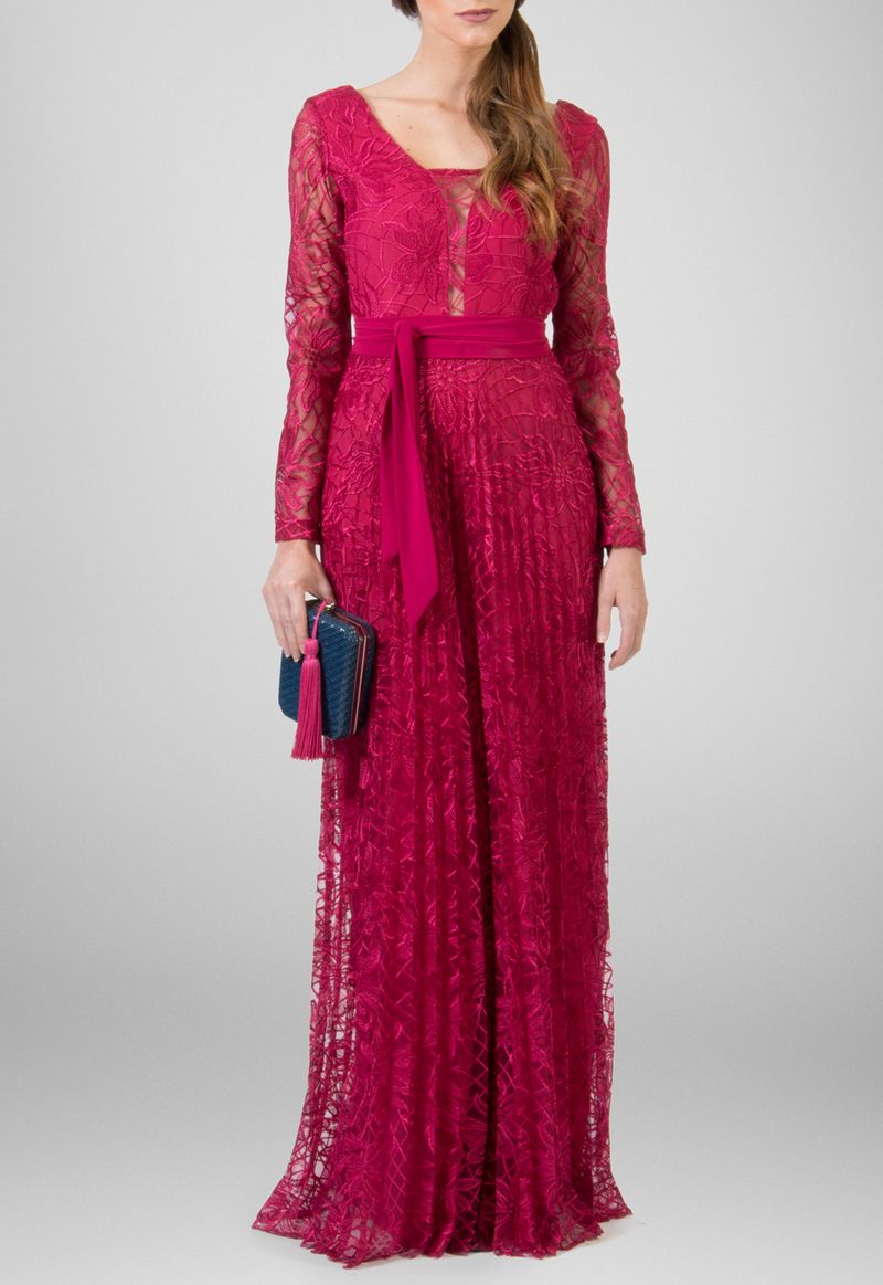 vestido-paloma-longo-de-manga-comprida-todo-de-renda-plissado-powerlook-vinho-magenta
