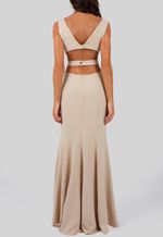 vestido-tatiana-longo-com-recortes-na-cintura-e-fenda-powerlook-nude