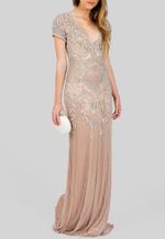 vestido-king-longo-de-manga-curta-todo-bordado-powerlook-nude